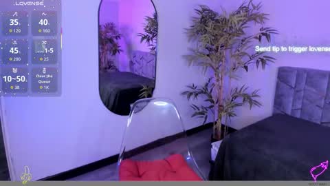 Snapshot of sammyy_owens_ chatting on 11-27-25, 04:25 Sammy online show from 11-27-25, 04:25