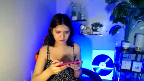 Snapshot of sampaguita_pinayxx chatting on 06-08-26, 12:38 SOFIA online show from 06-08-26, 12:38