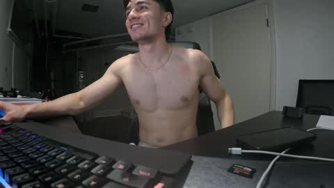 Snapshot of samphilly chatting on 01-15-26, 12:04 samphilly online show from 01-15-26, 12:04