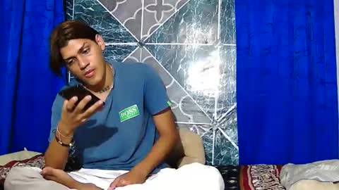 Samuel Sincee online show from 10-24-25, 04:53