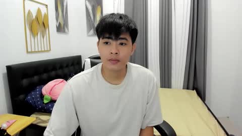 Snapshot of samuelangelo chatting on 05-17-26, 03:52 Sam online show from 05-17-26, 03:52