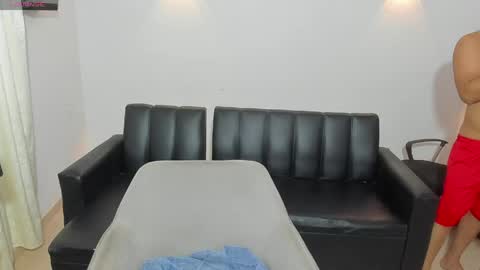 Snapshot of samxx_muscle chatting on 05-28-26, 01:19 samxx_muscle online show from 05-28-26, 01:19