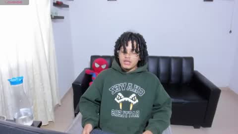 Snapshot of samxx_muscle chatting on 06-15-26, 02:52 samxx_muscle online show from 06-15-26, 02:52