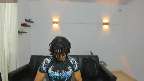 Snapshot of samxx_muscle chatting on 06-20-26, 02:31 samxx_muscle online show from 06-20-26, 02:31