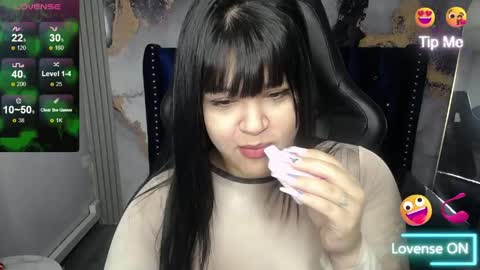 Snapshot of samy_collen_v chatting on 05-08-26, 01:27 Samy online show from 05-08-26, 01:27