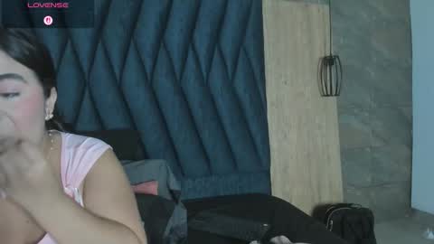 S A M Y  G R E Y  online show from 11-22-25, 03:05