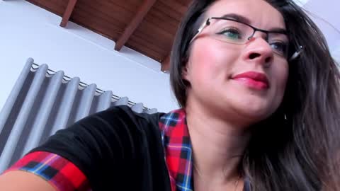 Snapshot of samybennet chatting on 01-27-25, 07:46 Samy Bennet online show from 01-27-25, 07:46