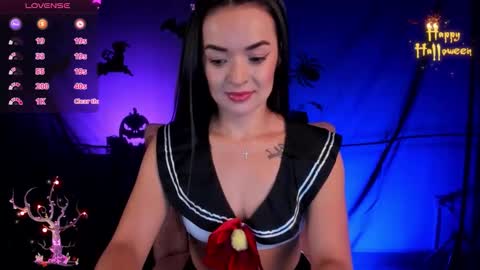 Snapshot of samybennet chatting on 10-31-25, 03:02 Samy Bennet online show from 10-31-25, 03:02