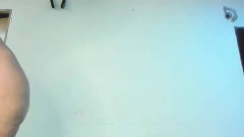 Snapshot of samyyriverss chatting on 01-16-25, 12:45 Samy and Valery online show from 01-16-25, 12:45