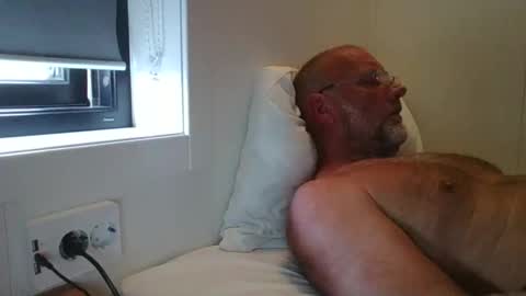 sandnesrune523 online show from 09-15-25, 10:15