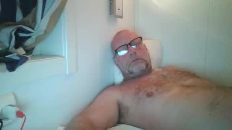 sandnesrune523 online show from 12-14-25, 05:02