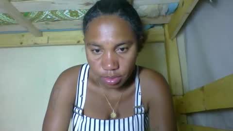 Snapshot of sandolahh chatting on 10-02-25, 11:56 SANDO online show from 10-02-25, 11:56