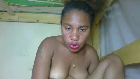 Snapshot of sandolahh chatting on 10-15-25, 08:09 SANDO online show from 10-15-25, 08:09