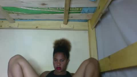 Snapshot of sandolahh chatting on 10-16-25, 08:37 SANDO online show from 10-16-25, 08:37
