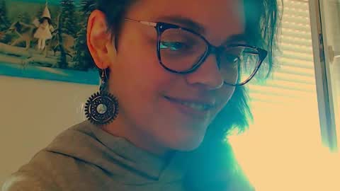 Snapshot of sandra10031989 chatting on 03-01-26, 02:52 Sandra online show from 03-01-26, 02:52