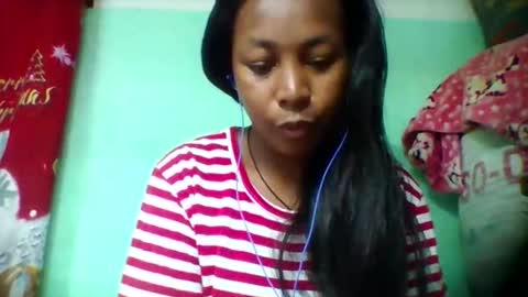 sandra1253099 online show from 09-19-25, 06:26