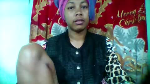 sandra1253099 online show from 10-04-25, 08:01