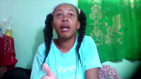 sandra1253099 online show from 11-05-25, 06:24