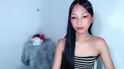 Snapshot of sandra_cruzz chatting on 07-07-26, 05:10 sandra online show from 07-07-26, 05:10