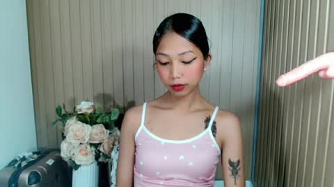 Snapshot of sandra_cruzz chatting on 07-17-26, 01:12 sandra online show from 07-17-26, 01:12