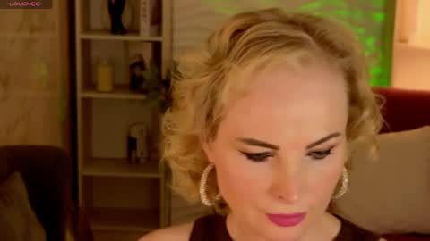 Sandra online show from 04-19-26, 05:40