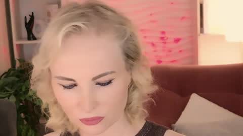 Snapshot of sandra_kind chatting on 06-06-26, 05:34 Sandra online show from 06-06-26, 05:34
