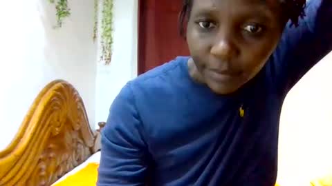 Snapshot of sandra_milly chatting on 06-13-26, 05:00 sandra online show from 06-13-26, 05:00