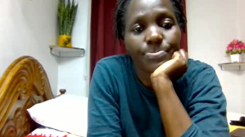 Snapshot of sandra_milly chatting on 06-30-26, 05:58 sandra online show from 06-30-26, 05:58