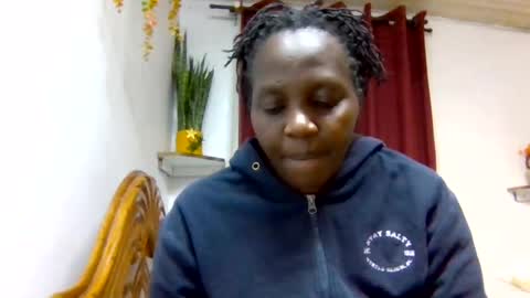 Snapshot of sandra_milly chatting on 07-11-26, 08:50 sandra online show from 07-11-26, 08:50