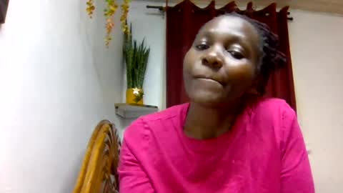 Snapshot of sandra_milly chatting on 07-12-26, 09:55 sandra online show from 07-12-26, 09:55