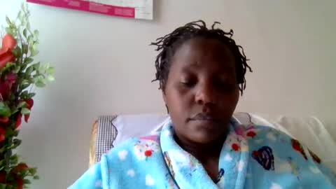 Snapshot of sandra_milly chatting on 07-18-26, 07:56 sandra online show from 07-18-26, 07:56