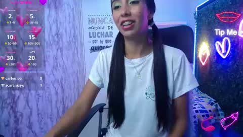 Snapshot of sandra_petite19 chatting on 06-27-26, 03:11 sandra online show from 06-27-26, 03:11