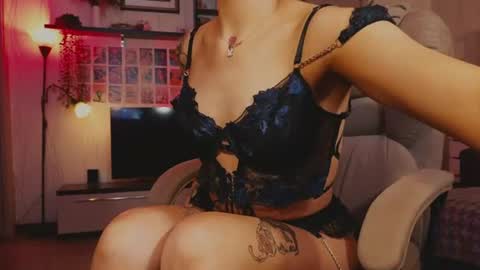 Sandy  online show from 08-03-26, 01:16