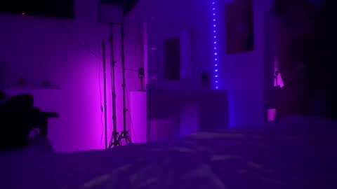 Snapshot of sandrabreeze chatting on 04-29-26, 05:00 SANDRABREEZE online show from 04-29-26, 05:00