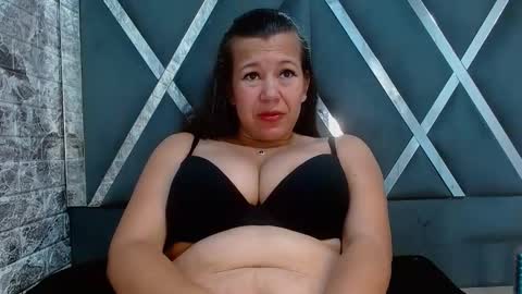 Snapshot of sandraclarkx69 chatting on 02-12-25, 12:12 sandraclarkx69 online show from 02-12-25, 12:12