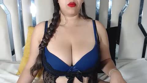 Snapshot of sandraclarkx69 chatting on 12-04-25, 12:25 sandraclarkx69 online show from 12-04-25, 12:25