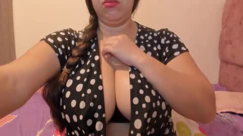 sandraclarkx69 online show from 05-13-26, 12:57