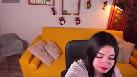 Snapshot of sandraeleson chatting on 12-19-25, 03:13 Sandra online show from 12-19-25, 03:13