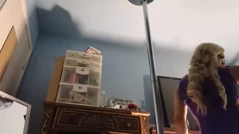 Sandra online show from 03-09-26, 10:41