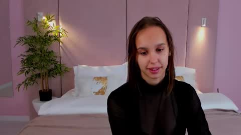 Snapshot of sandrazoe chatting on 09-11-25, 03:06 San online show from 09-11-25, 03:06