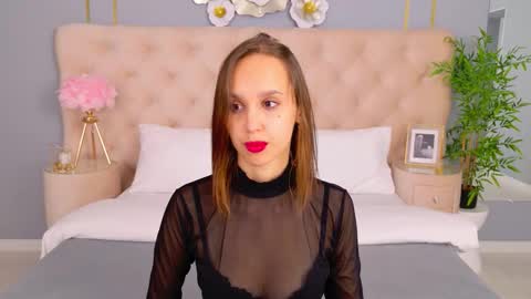 Snapshot of sandrazoe chatting on 10-10-25, 03:27 San online show from 10-10-25, 03:27