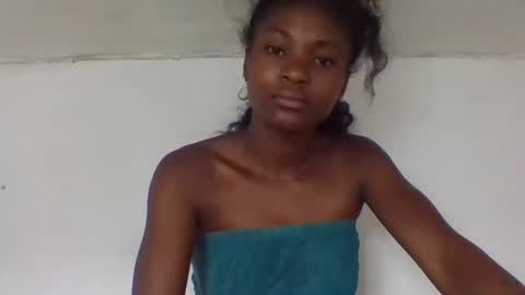 Snapshot of sandricaaa chatting on 12-03-25, 04:42 sandricaaa online show from 12-03-25, 04:42