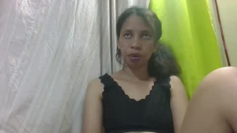 Snapshot of sandrinah788632 chatting on 10-17-25, 05:43 sandrinah788632 online show from 10-17-25, 05:43