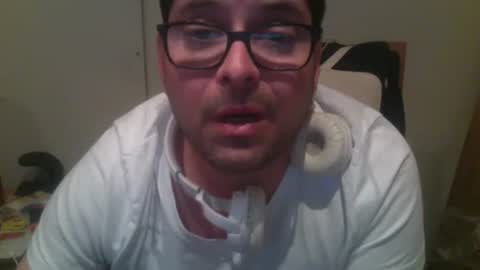 Snapshot of sandrolickyou chatting on 03-25-26, 11:44 sandrolickyou online show from 03-25-26, 11:44