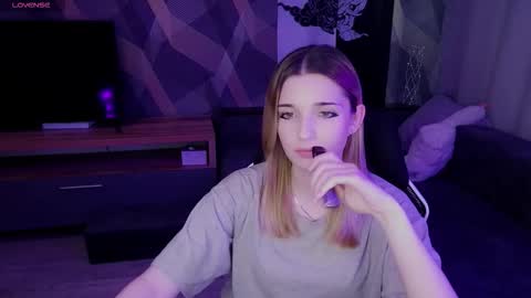 sandy_belle88 online show from 10-25-25, 02:02