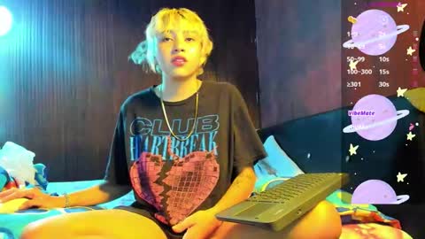 Snapshot of sandy_straw chatting on 01-09-26, 02:47 sandy_straw online show from 01-09-26, 02:47