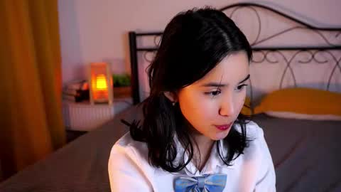 Snapshot of sandyhaggen chatting on 12-15-25, 07:18 Aoi online show from 12-15-25, 07:18