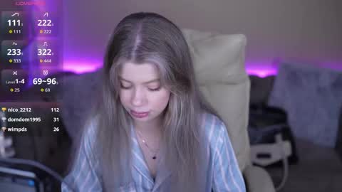 Snapshot of sandylay chatting on 05-19-26, 02:29 Sandy online show from 05-19-26, 02:29
