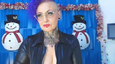 Snapshot of sandyrosee_ chatting on 12-03-24, 06:28 Sandy Rose online show from 12-03-24, 06:28