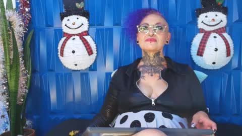 Snapshot of sandyrosee_ chatting on 12-03-24, 10:18 Sandy Rose online show from 12-03-24, 10:18